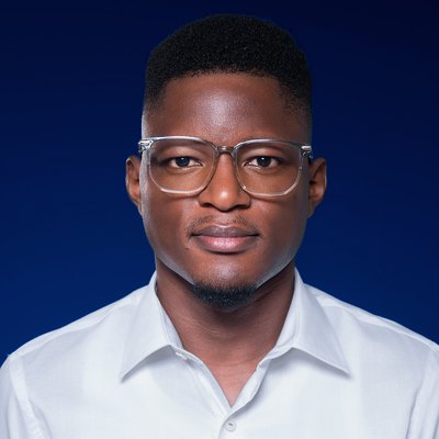 Azaël Iloki — Language instructor, Lomé